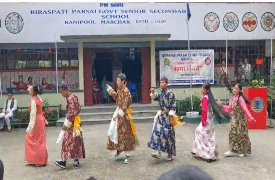 Sports competition and cultural dance compe